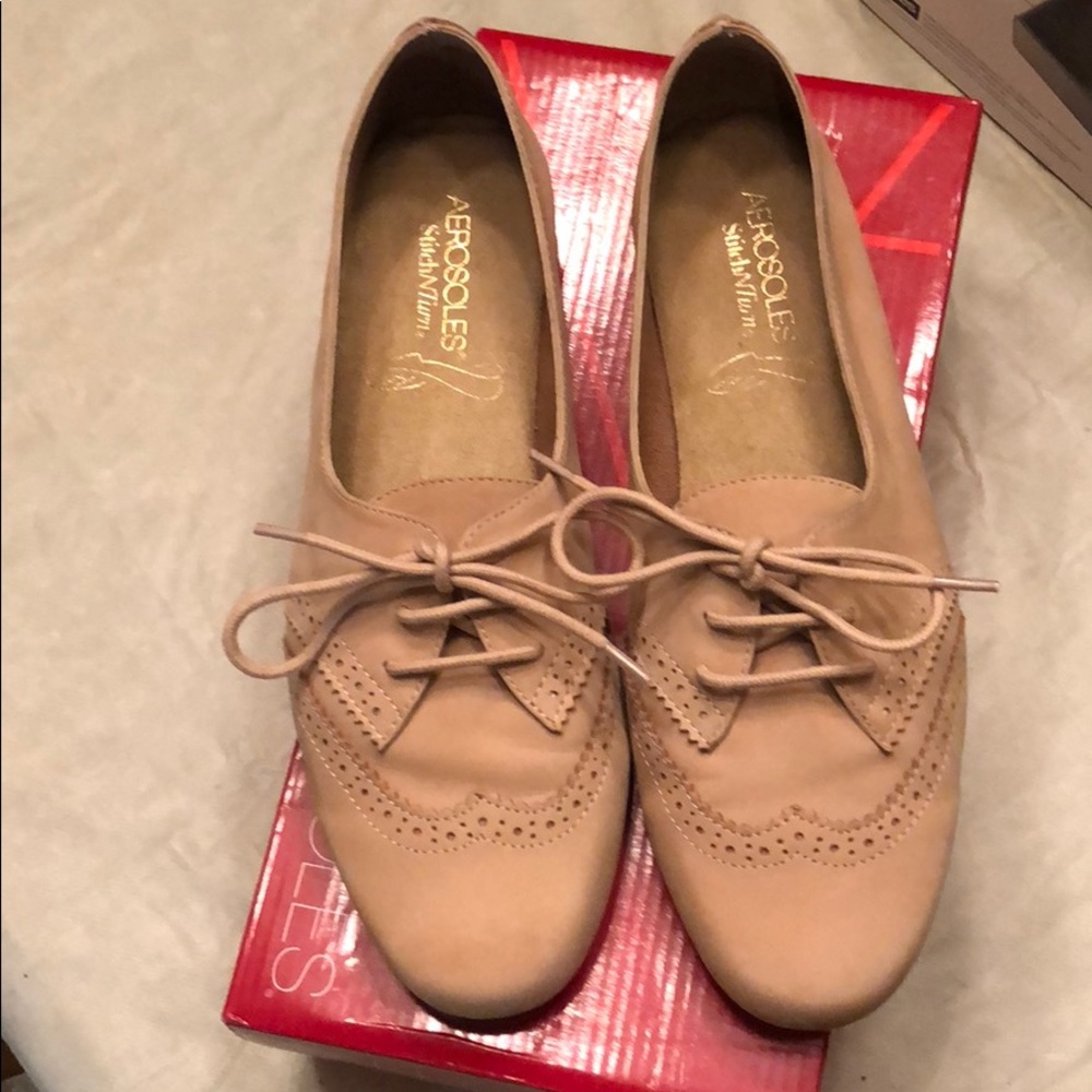 AEROSOLES “Sweet Bet” Lt Pink Nubuck Oxford Loafer